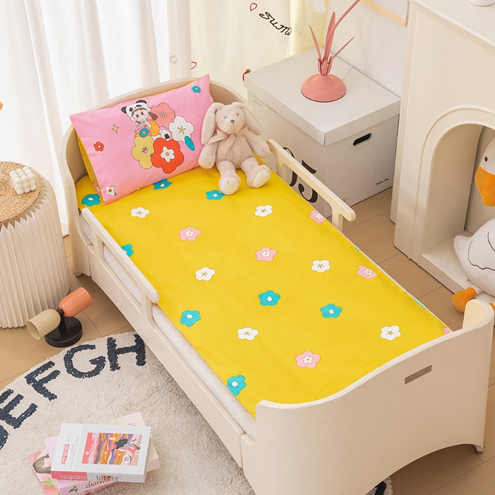 91家纺网 家纺一手货源 找家纺 嗨皮宝贝 2025新款全棉纯棉13372幼儿园三件套多件套 熊猫小希-蓝