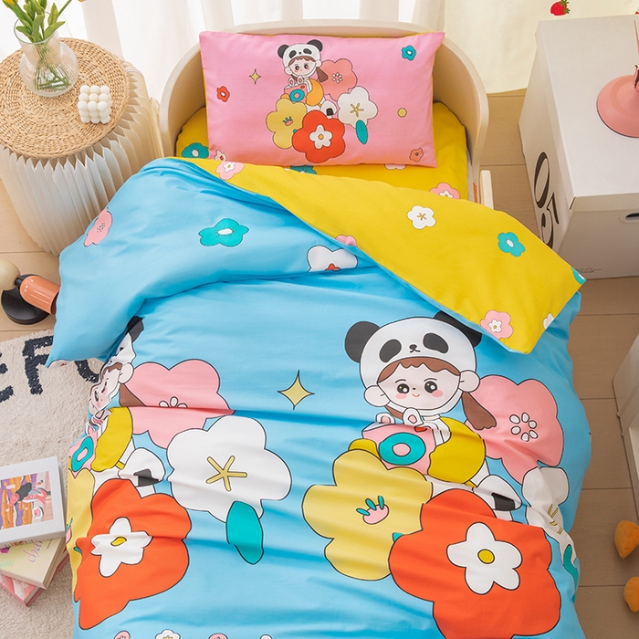 91家纺网 家纺一手货源 找家纺 嗨皮宝贝 2025新款全棉纯棉13372幼儿园三件套多件套 熊猫小希-蓝