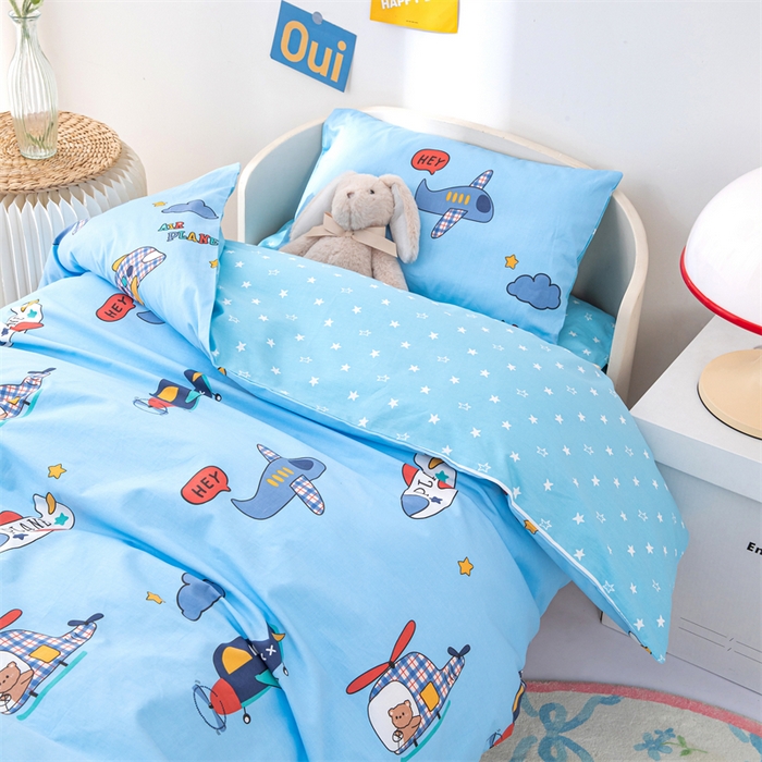 91家纺网 家纺一手货源 找家纺 嗨皮宝贝 2025新款全棉纯棉13372幼儿园三件套多件套 机长小熊-蓝