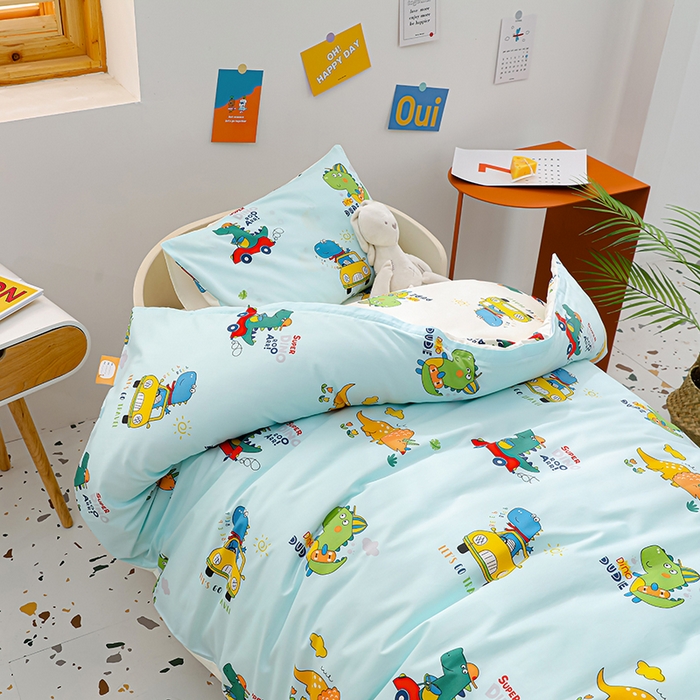 91家纺网 家纺一手货源 找家纺 嗨皮宝贝 2025新款全棉纯棉13372幼儿园三件套多件套 七彩恐龙