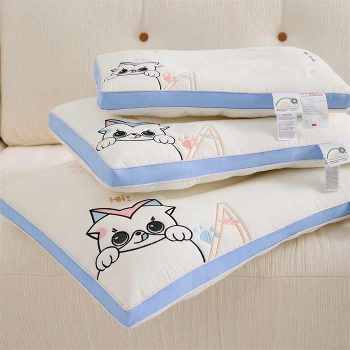 91家纺网 家纺一手货源 找家纺 （总）怡薇格枕芯 2025新款小馋猫亲子护颈枕枕头枕芯