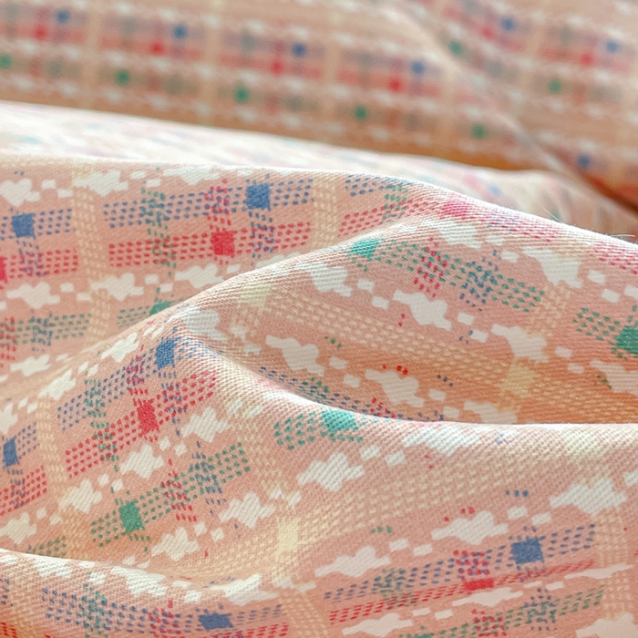 91家纺网 家纺一手货源 找家纺 首尔家纺 2025新款学生季全棉跑量款四件套系列卡通小清新AB版学生三件套 粉糯蝴蝶结