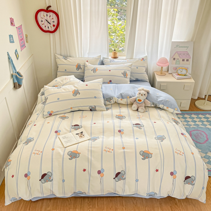 91家纺网 家纺一手货源 找家纺 首尔家纺 2025新款学生季全棉跑量款四件套系列卡通小清新AB版学生三件套 蓝帽小象