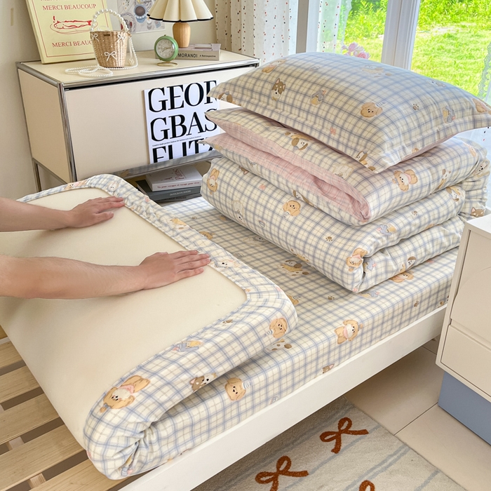 91家纺网 家纺一手货源 找家纺 莱通家纺 2025新款12868学生宿舍三件套 童年趣事