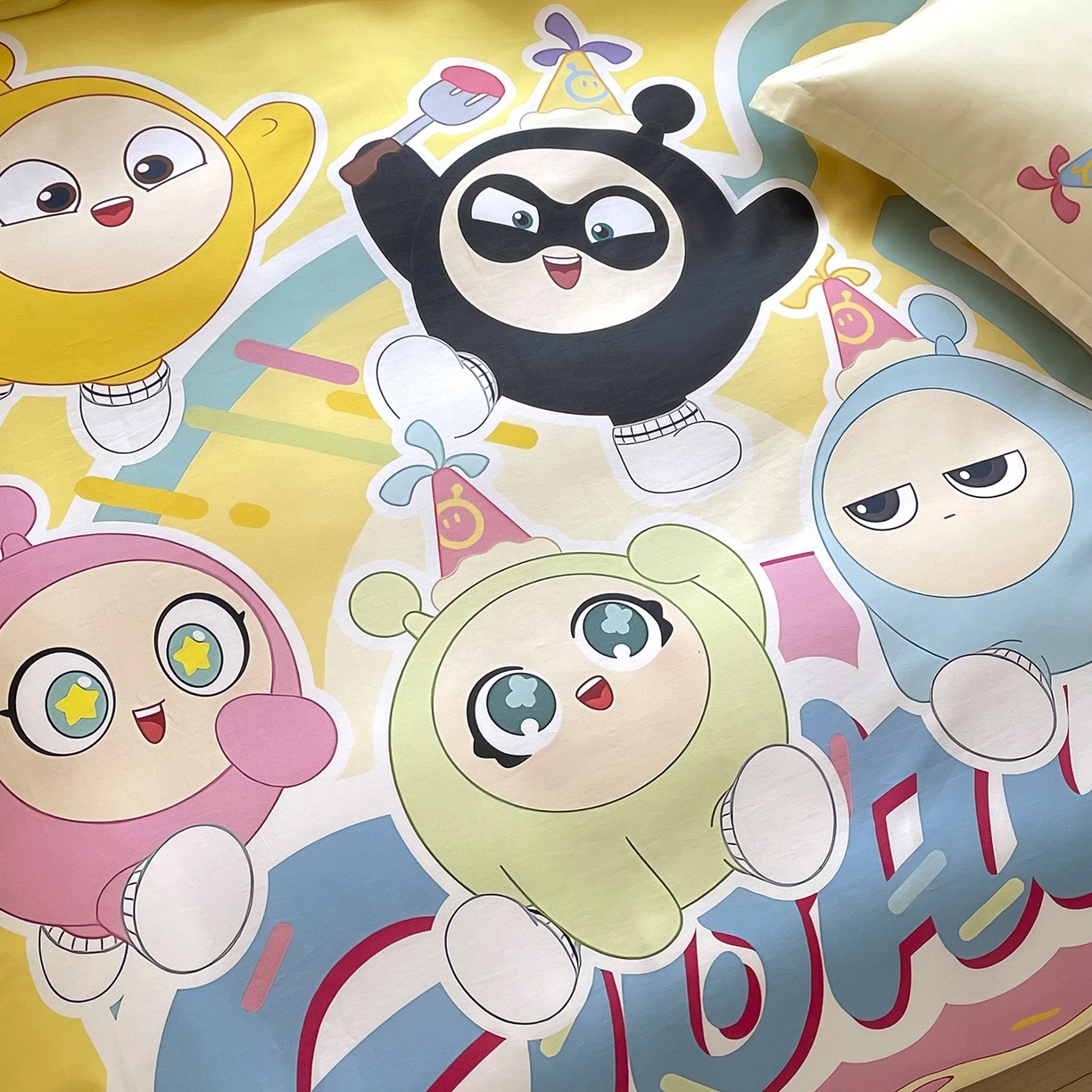 91家纺网 家纺一手货源 找家纺 浩诚 2025新款全棉纯棉大版卡通四件套 蛋仔派对