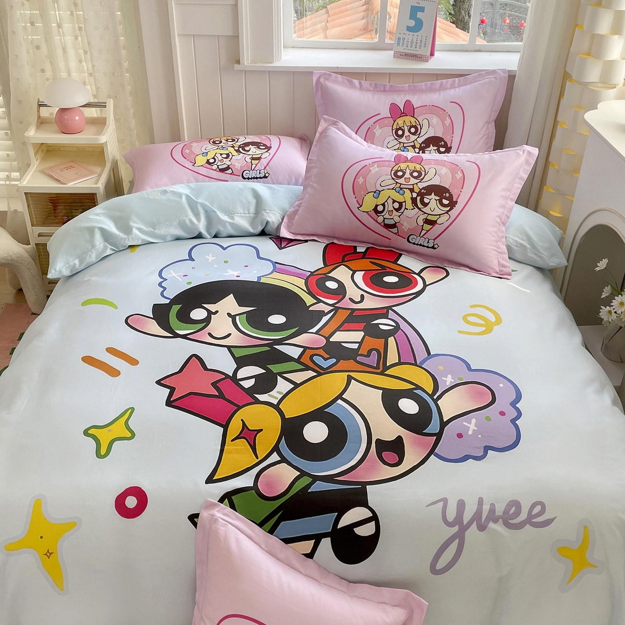 91家纺网 家纺一手货源 找家纺 浩诚 2025新款全棉纯棉大版卡通四件套 欢乐女侠