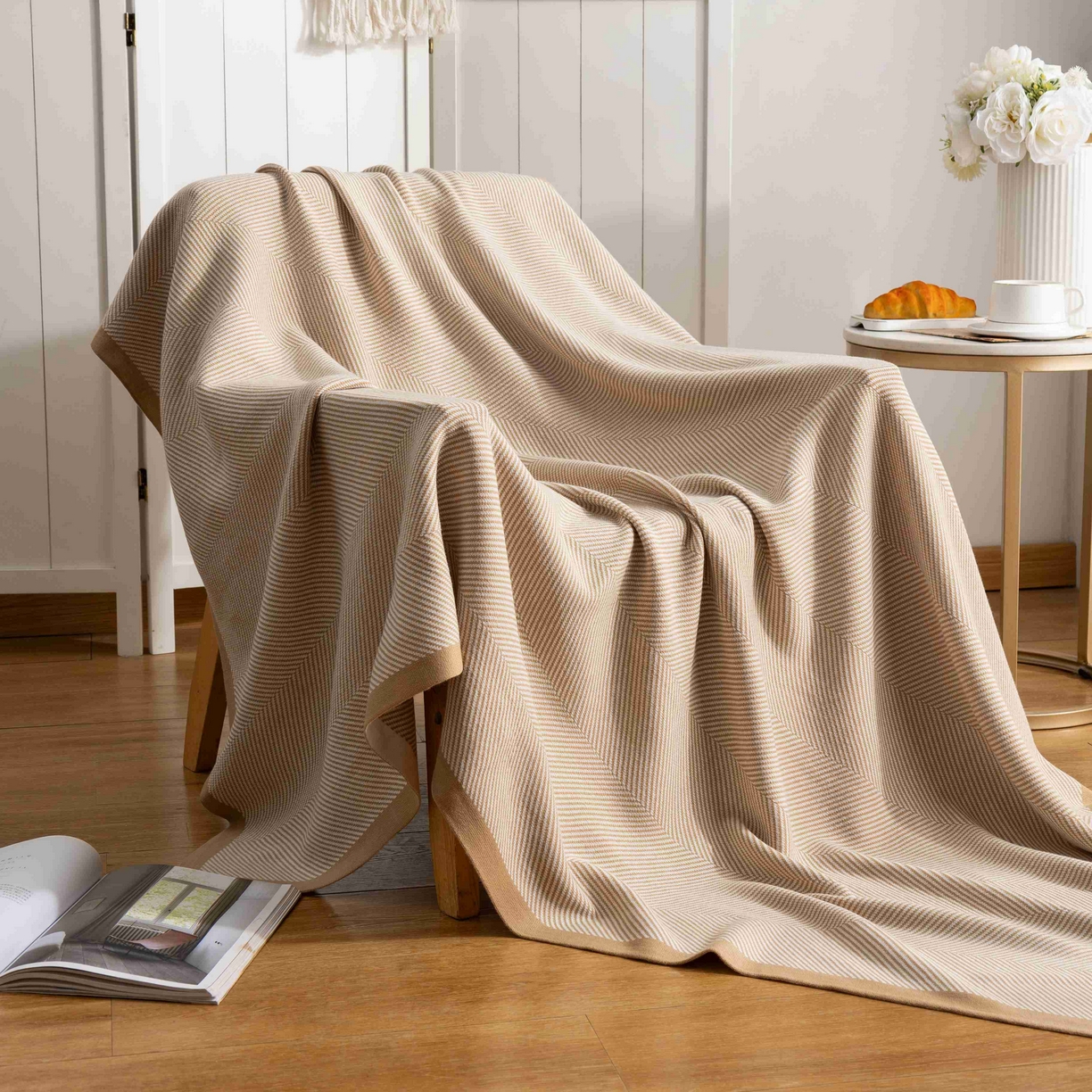 91家纺网 家纺一手货源 找家纺 （总）肖恩毯业 2025新款轻奢晴纶针织毯人字纹回字纹休闲时尚盖毯航空毯毯子毛毯