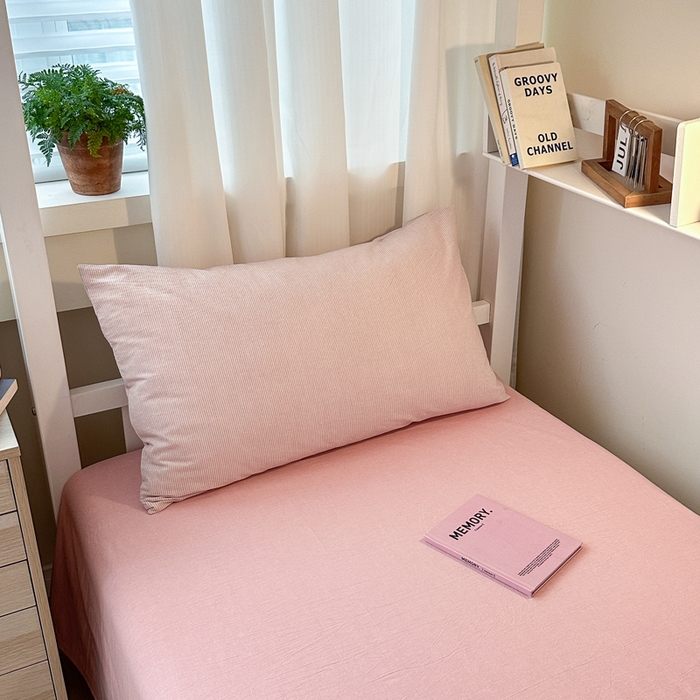 91家纺网 家纺一手货源 找家纺 玖弘家居 2025新款全棉纯棉色织水洗棉学生宿舍三件套四件套上下铺三件套 粉密条