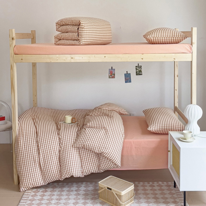 玖弘家居 2025新款全棉纯棉色织水洗棉学生宿舍三件套四件套上下铺三件套 粉小格