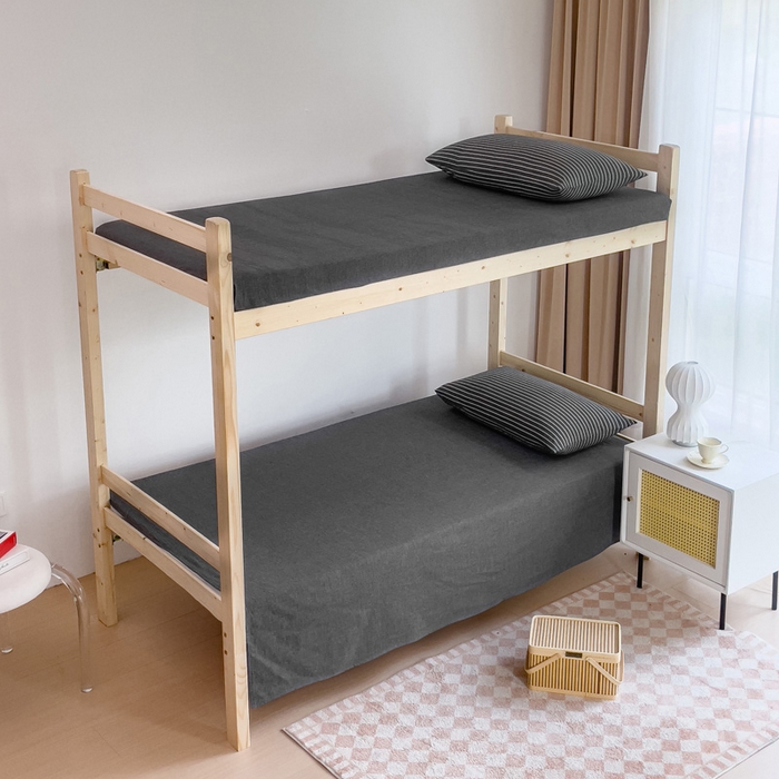 91家纺网 家纺一手货源 找家纺 玖弘家居 2025新款全棉纯棉色织水洗棉学生宿舍三件套四件套上下铺三件套 灰细条