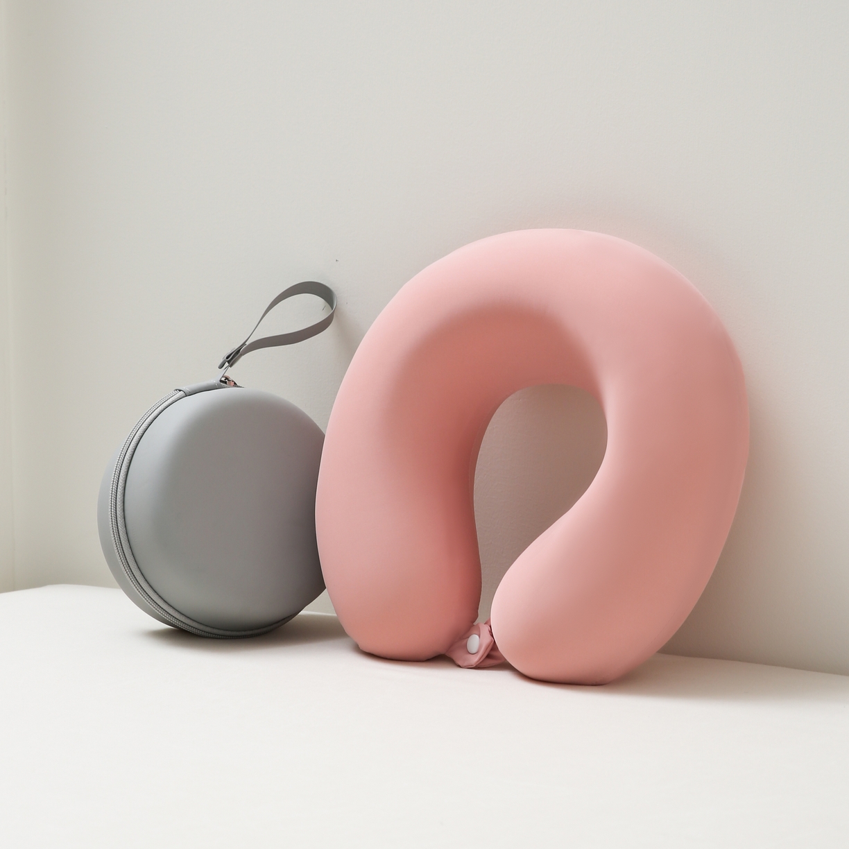 天之悦家纺 2025新款凉感冰丝U型枕大头护颈枕枕头枕芯      桃花粉 29x30cm单枕/只