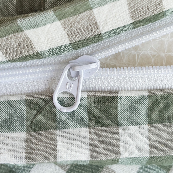 91家纺网 家纺一手货源 找家纺 玖弘家居 2025新款全棉纯棉色织水洗棉学生宿舍三件套四件套上下铺三件套 绿小格