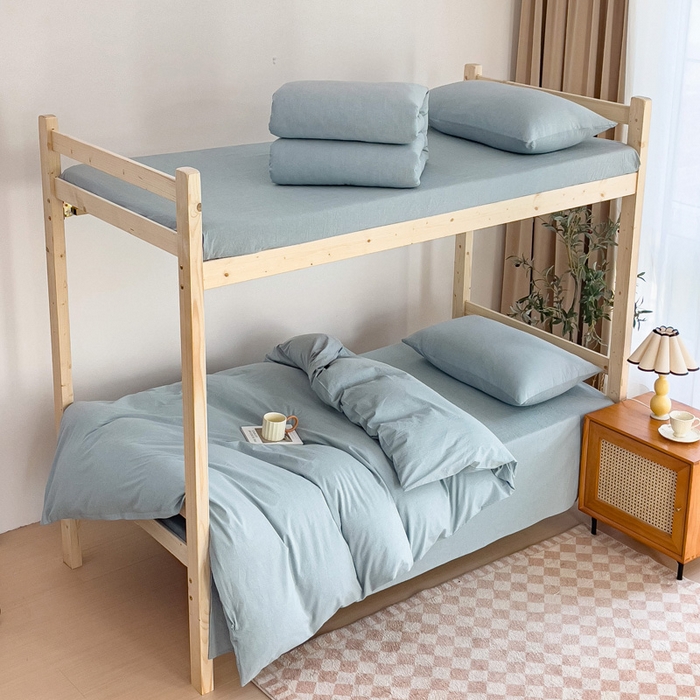 91家纺网 家纺一手货源 找家纺 玖弘家居 2025新款全棉纯棉色织水洗棉学生宿舍三件套四件套上下铺三件套 浅蓝