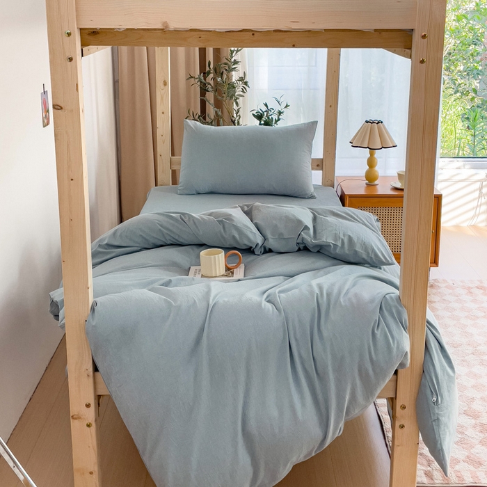 91家纺网 家纺一手货源 找家纺 玖弘家居 2025新款全棉纯棉色织水洗棉学生宿舍三件套四件套上下铺三件套 浅蓝