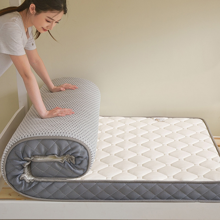 亿丁点床垫 2025春夏新款牛奶丝记忆棉格子床垫 牛奶丝记忆海绵大小格子 白