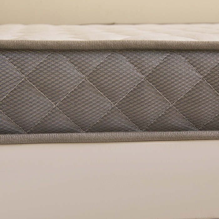 91家纺网 家纺一手货源 找家纺 亿丁点床垫 2025春夏新款牛奶丝记忆棉格子床垫 牛奶丝记忆海绵大小格子 白