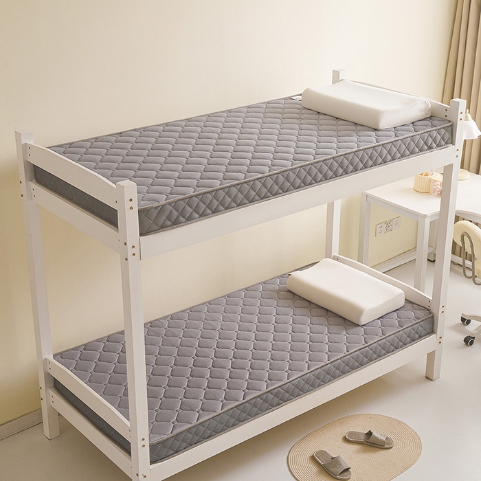 91家纺网 家纺一手货源 找家纺 亿丁点床垫 2025春夏新款牛奶丝记忆棉格子床垫 牛奶丝记忆海绵大小格子 灰