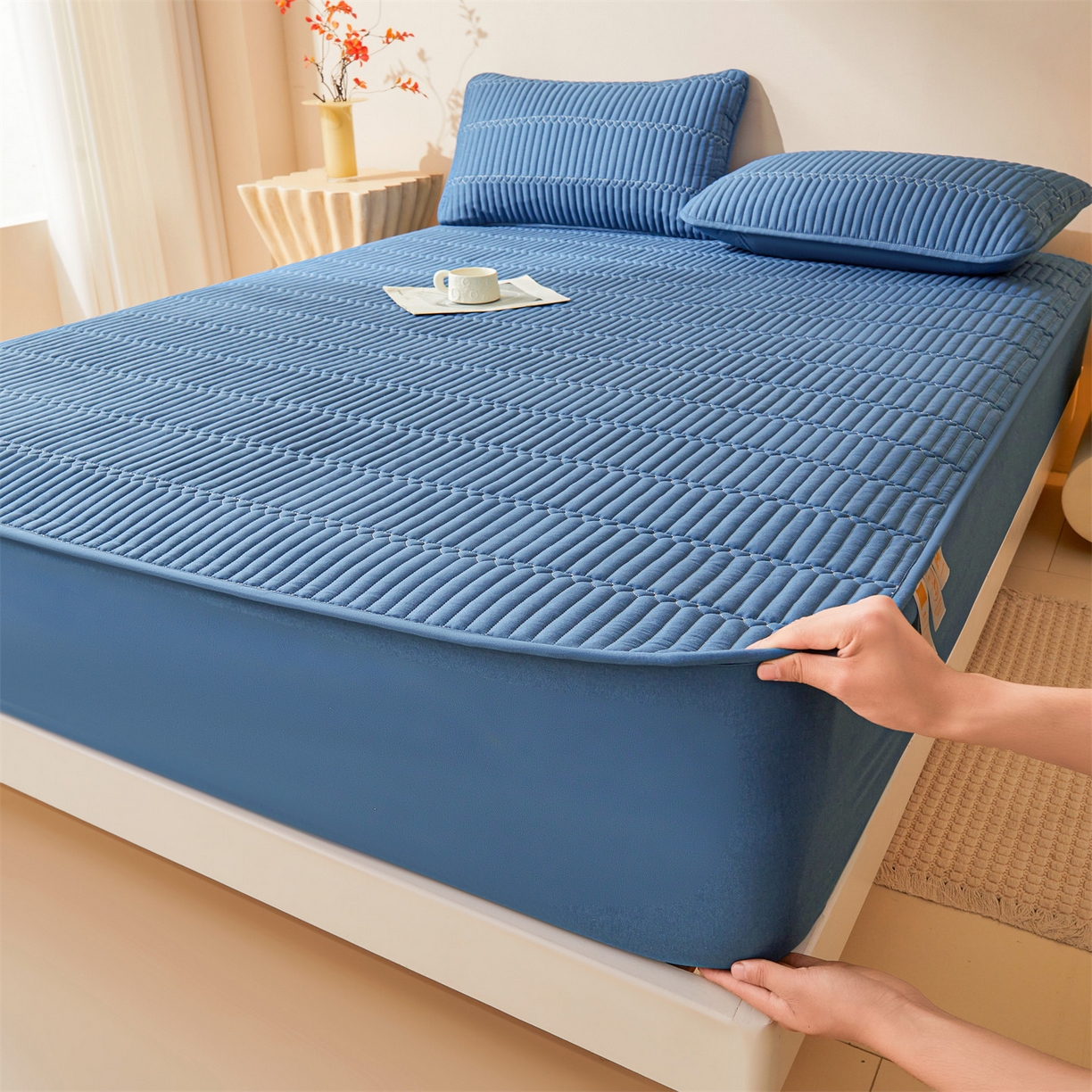 91家纺网 家纺一手货源 找家纺 雯豆家纺 2025新款简爱A类夹棉防水床笠三件套水洗棉磨毛床单保护套 简爱-黛蓝