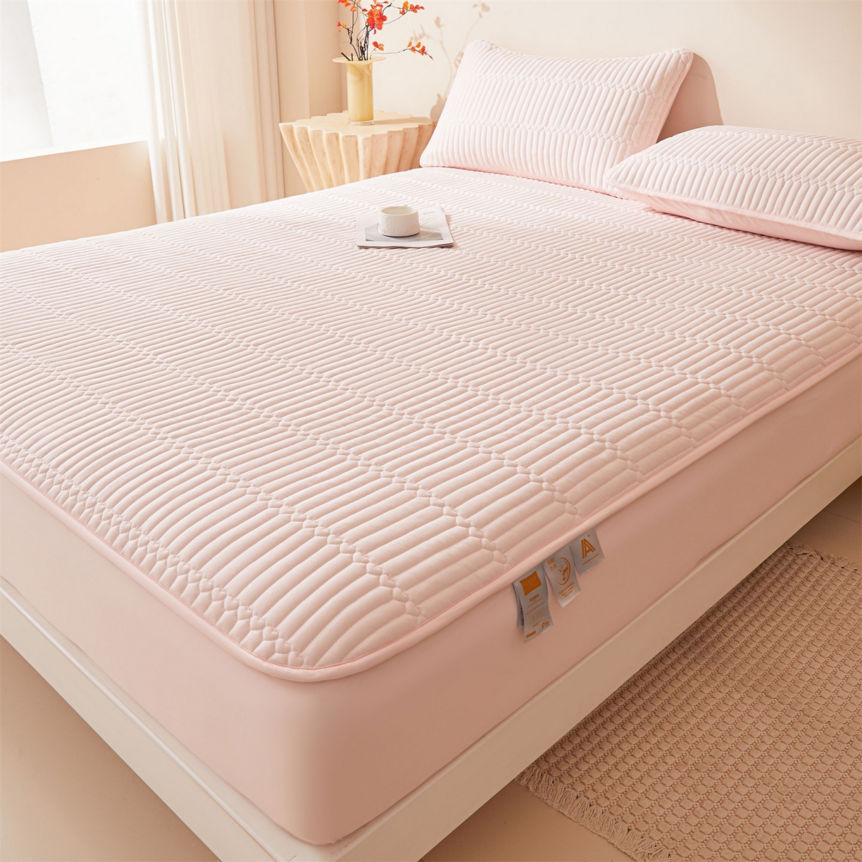 91家纺网 家纺一手货源 找家纺 雯豆家纺 2025新款简爱A类夹棉床笠三件套水洗棉磨毛床单保护套 简爱-密合粉