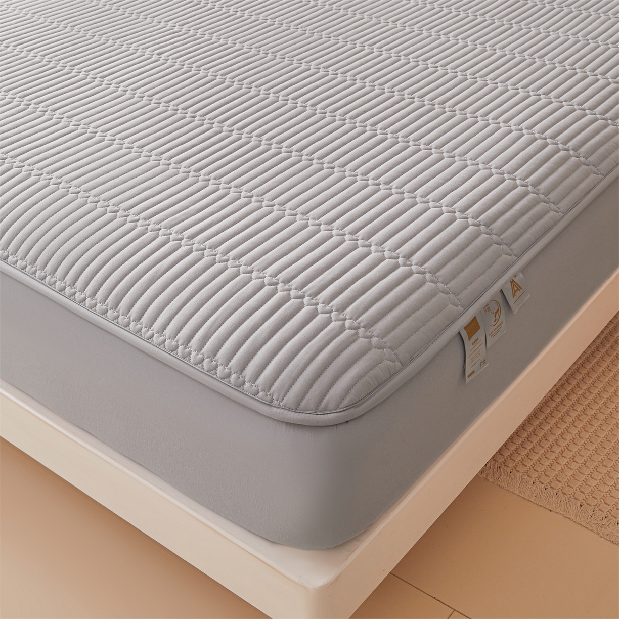 91家纺网 家纺一手货源 找家纺 雯豆家纺 2025新款简爱A类夹棉床笠三件套水洗棉磨毛床单保护套 简爱-暮云灰