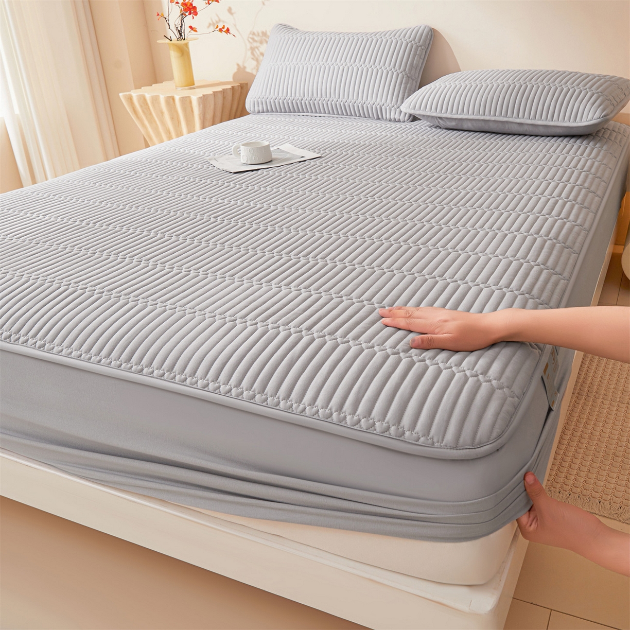 91家纺网 家纺一手货源 找家纺 雯豆家纺 2025新款简爱A类夹棉床笠三件套水洗棉磨毛床单保护套 简爱-暮云灰