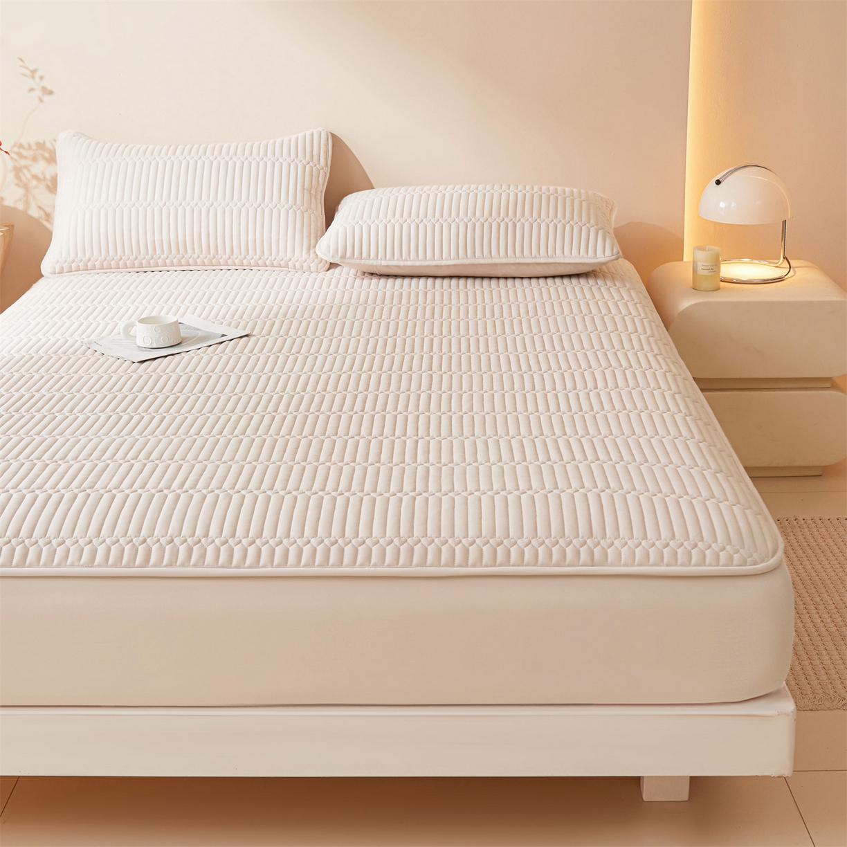 91家纺网 家纺一手货源 找家纺 雯豆家纺 2025新款简爱A类夹棉床笠三件套水洗棉磨毛床单保护套 简爱-奶咖