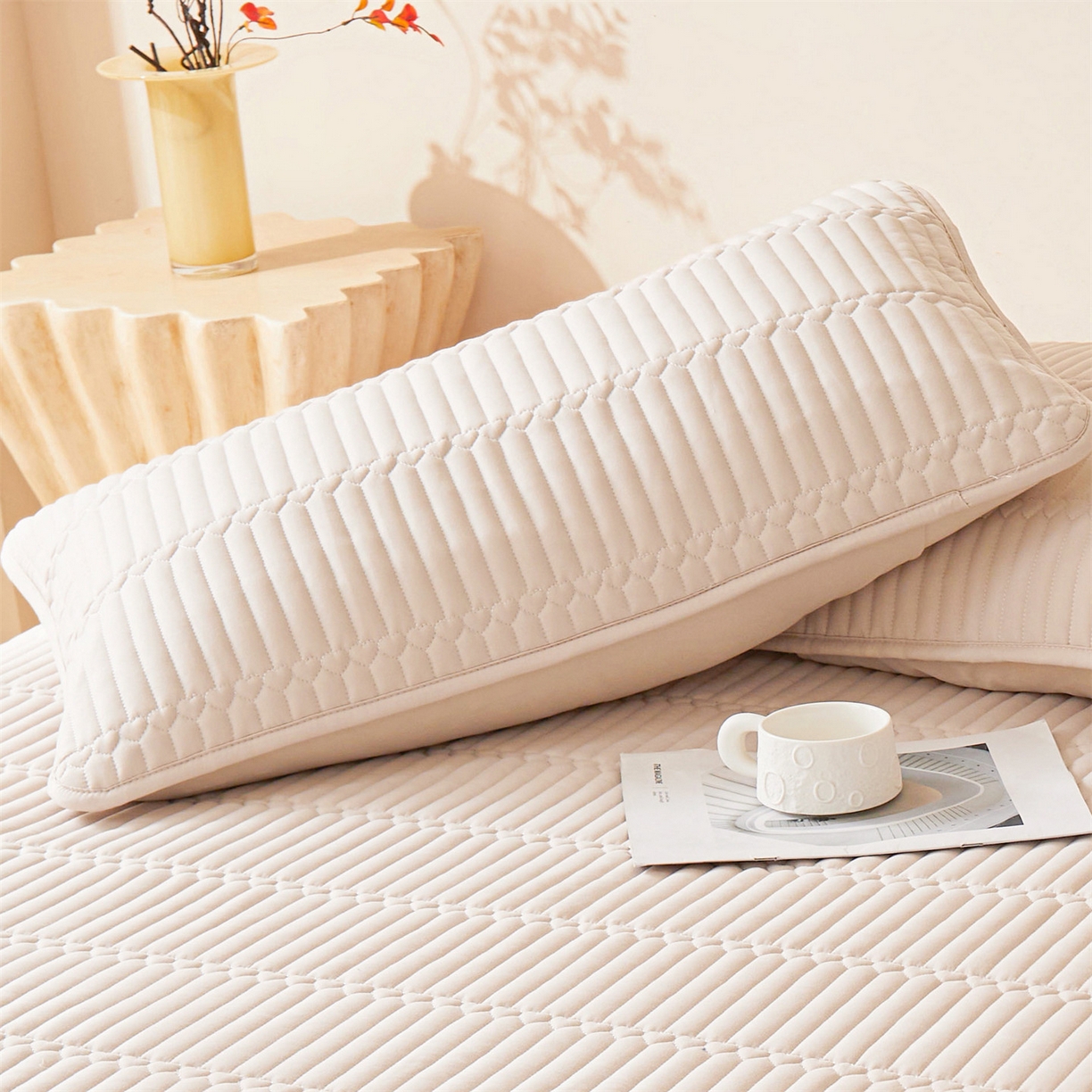 91家纺网 家纺一手货源 找家纺 雯豆家纺 2025新款简爱A类夹棉床笠三件套水洗棉磨毛床单保护套 简爱-奶咖