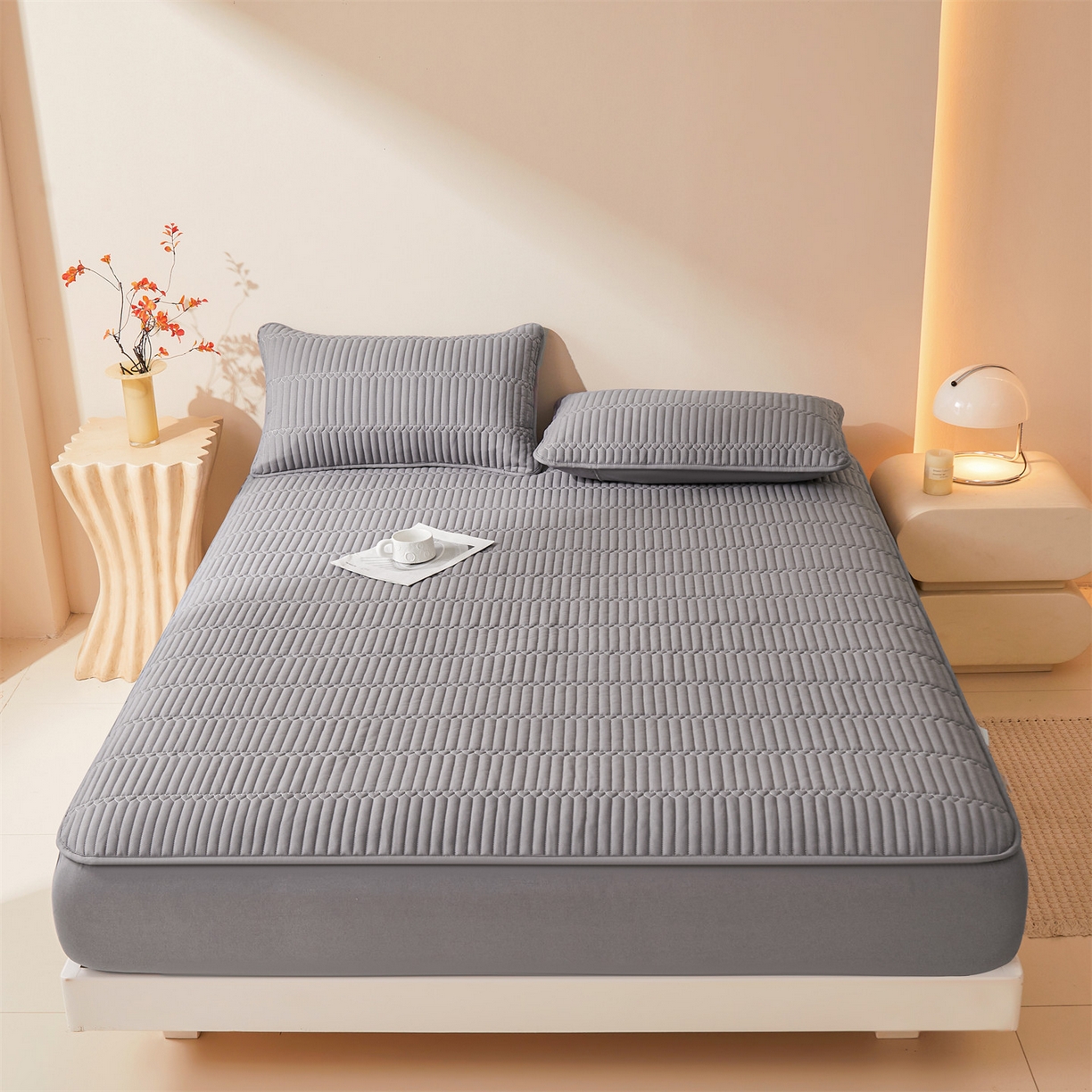 91家纺网 家纺一手货源 找家纺 雯豆家纺 2025新款简爱A类夹棉床笠三件套水洗棉磨毛床单保护套 简爱-深空灰