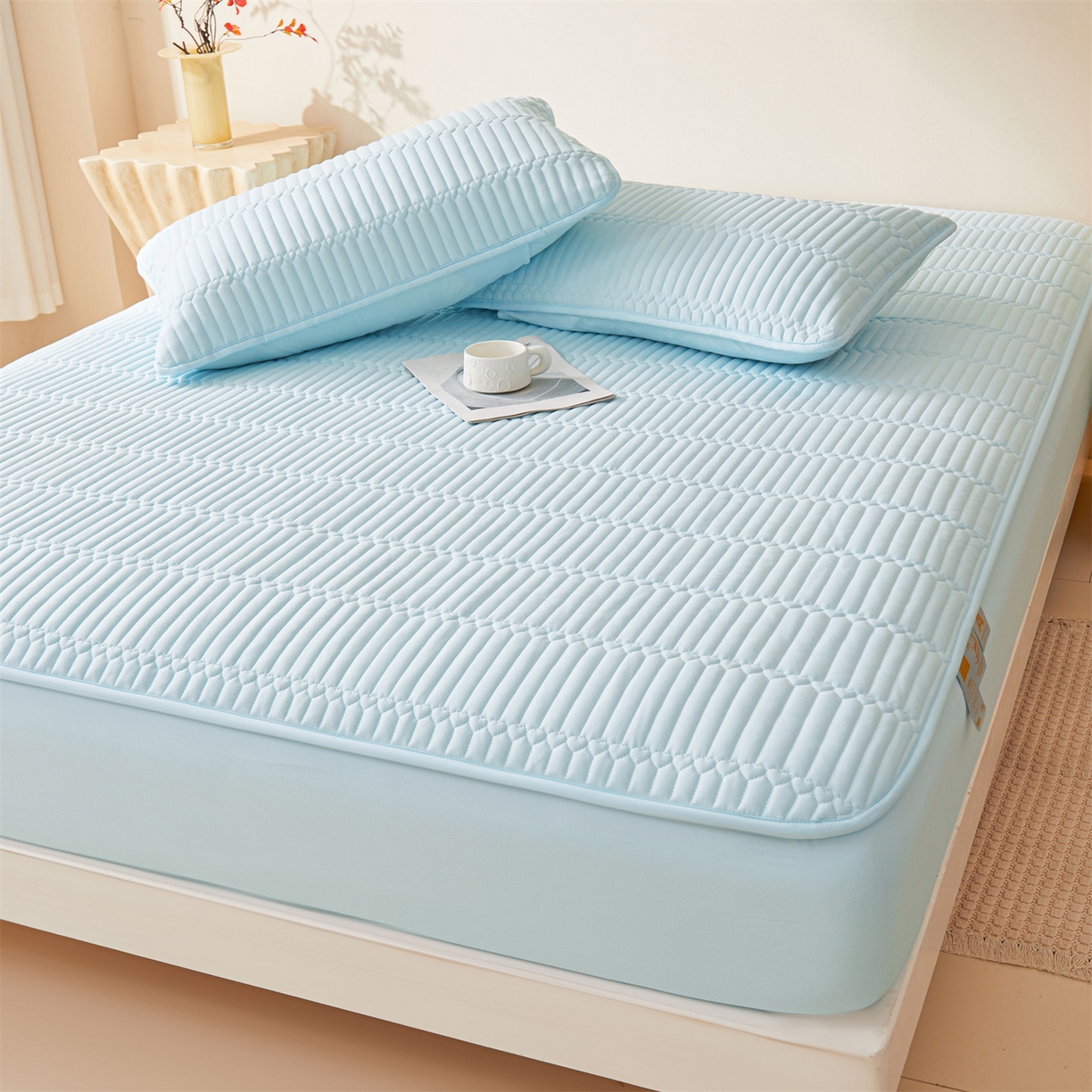 91家纺网 家纺一手货源 找家纺 雯豆家纺 2025新款简爱A类夹棉床笠三件套水洗棉磨毛床单保护套 简爱-淡水蓝