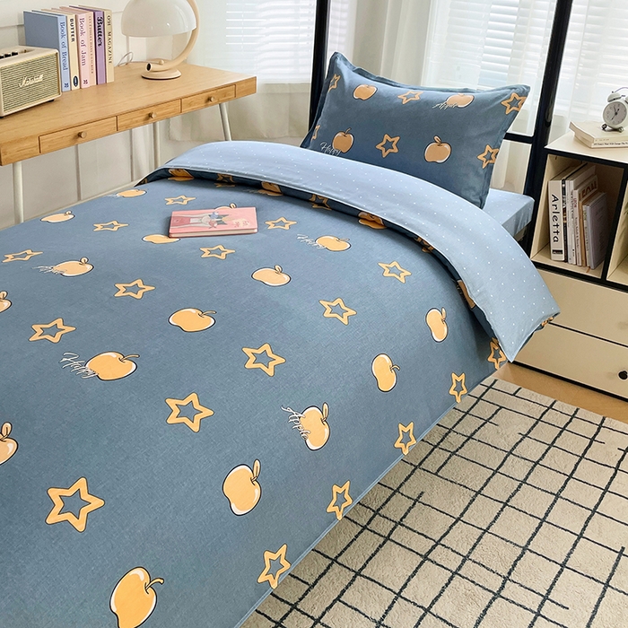 91家纺网 家纺一手货源 找家纺 锦润 2025新款印花12868全棉学生宿舍三件套纯棉六件套星光苹果-蓝