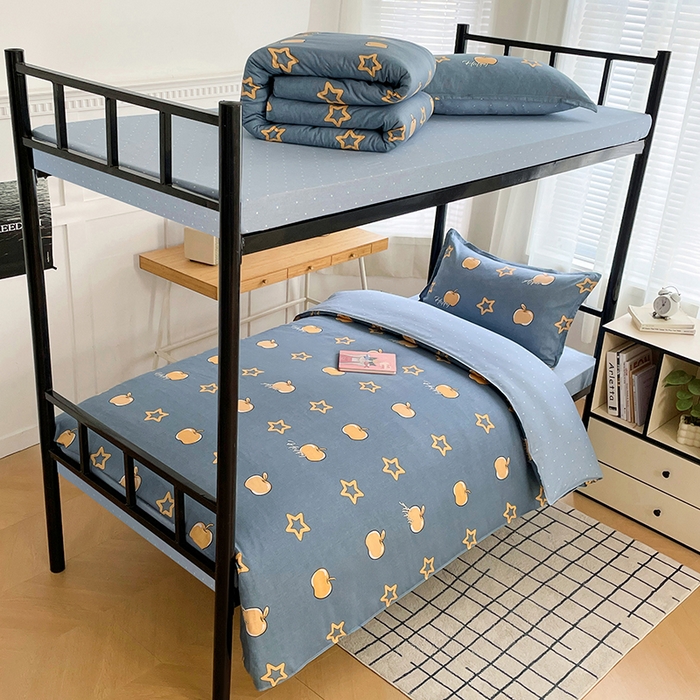 91家纺网 家纺一手货源 找家纺 锦润 2025新款印花12868全棉学生宿舍三件套纯棉六件套星光苹果-蓝