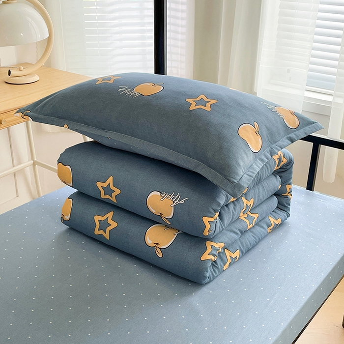 91家纺网 家纺一手货源 找家纺 锦润 2025新款印花12868全棉学生宿舍三件套纯棉六件套星光苹果-蓝