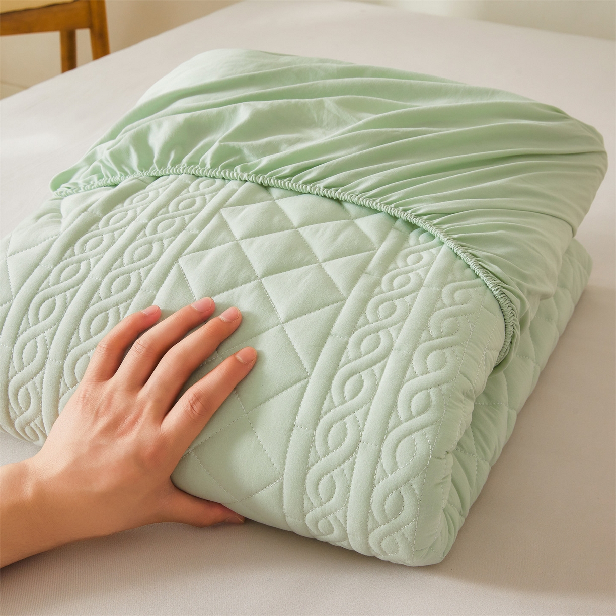 91家纺网 家纺一手货源 找家纺 雯豆家纺 2025新款简爱A类夹棉床笠三件套水洗棉磨毛床单保护套 梵可-清雅绿