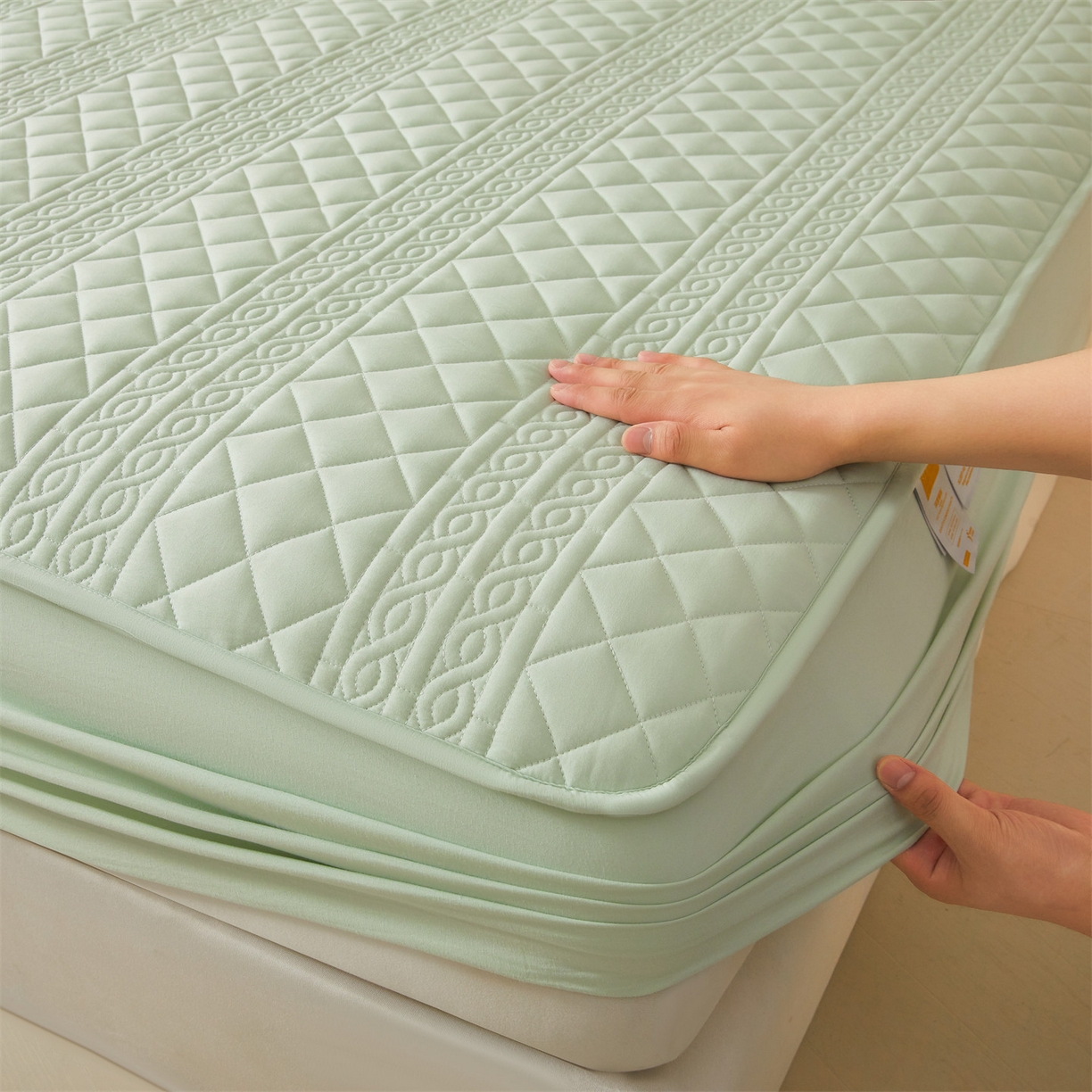 91家纺网 家纺一手货源 找家纺 雯豆家纺 2025新款简爱A类夹棉床笠三件套水洗棉磨毛床单保护套 梵可-清雅绿