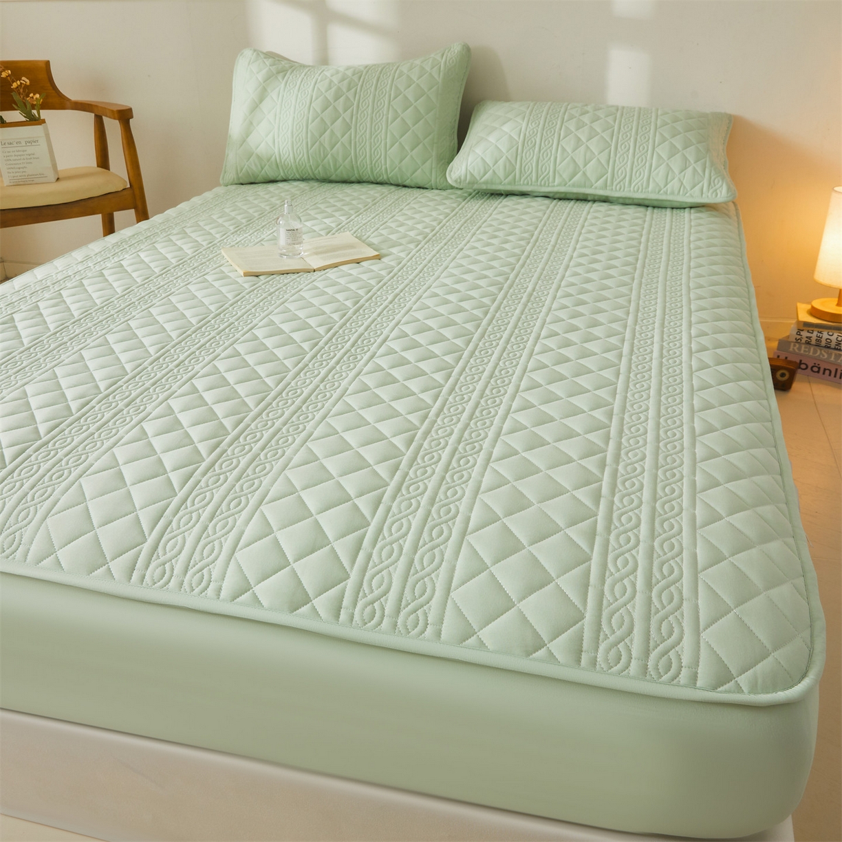 91家纺网 家纺一手货源 找家纺 雯豆家纺 2025新款简爱A类夹棉床笠三件套水洗棉磨毛床单保护套 梵可-清雅绿