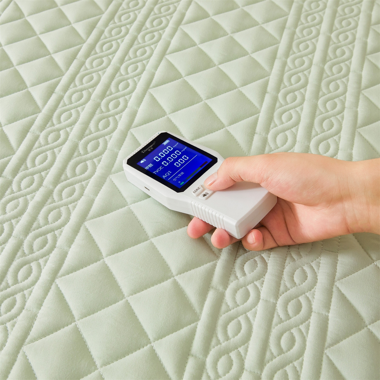 91家纺网 家纺一手货源 找家纺 雯豆家纺 2025新款简爱A类夹棉床笠三件套水洗棉磨毛床单保护套 梵可-清雅绿