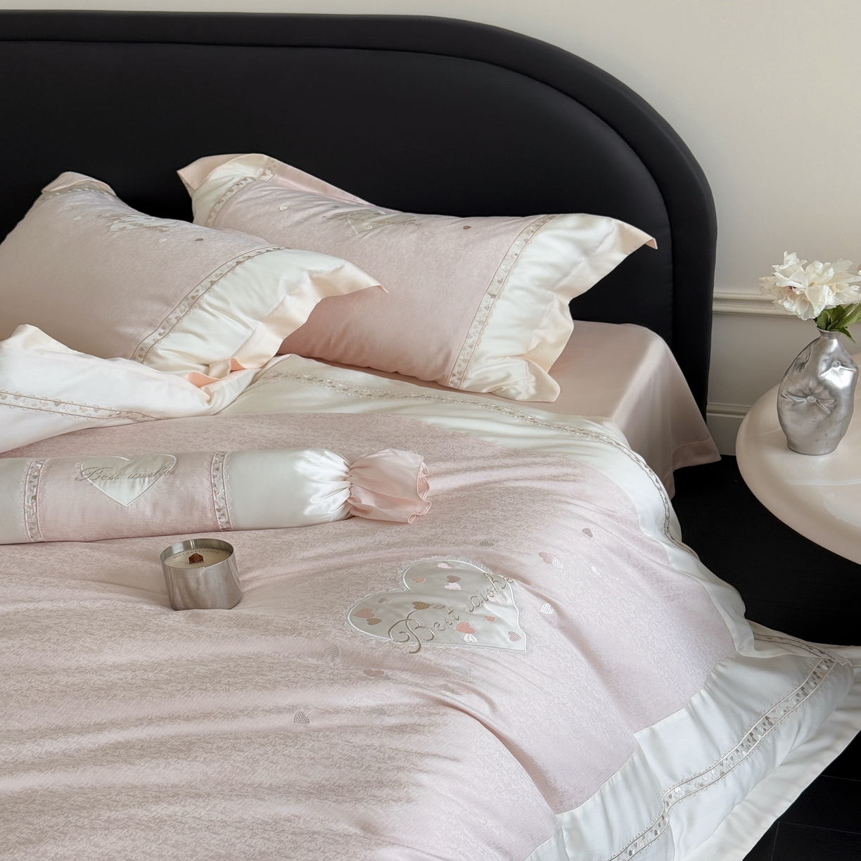 91家纺网 家纺一手货源 找家纺 MIU缪家居 2025新款100支超柔天丝棉四件套-艾琳娜 艾琳娜系列 心动粉