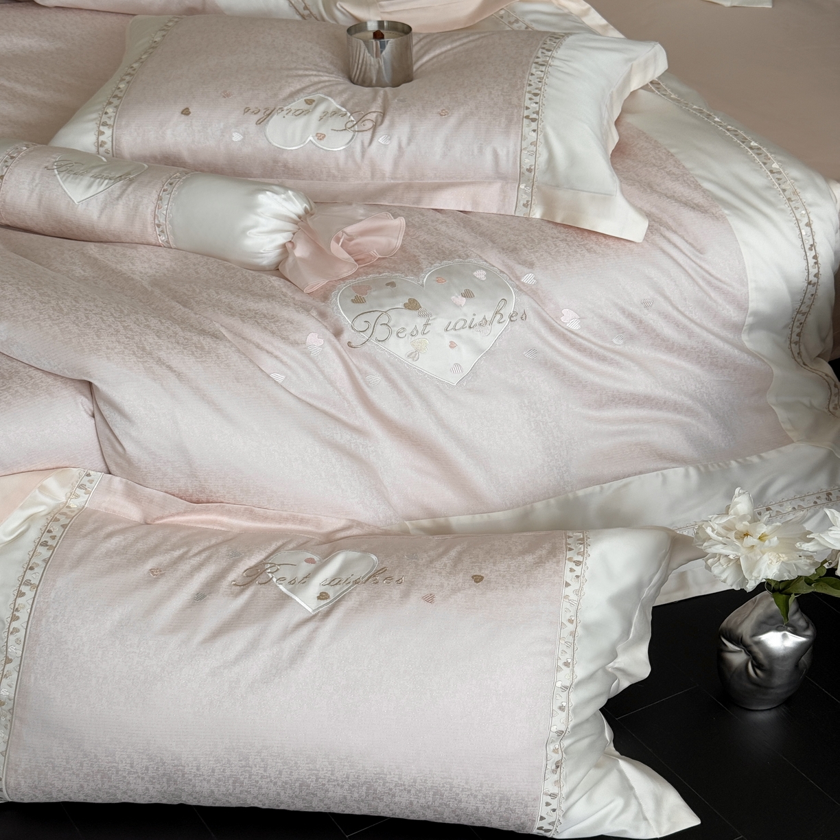 91家纺网 家纺一手货源 找家纺 MIU缪家居 2025新款100支超柔天丝棉四件套-艾琳娜 艾琳娜系列 心动粉