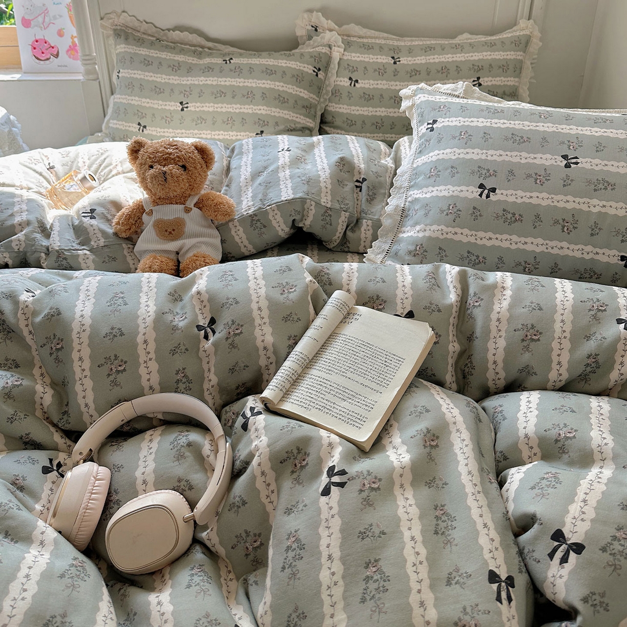 91家纺网 家纺一手货源 找家纺 瑞莱 2025新款全棉纯棉A类有氧双层纱镂空花边四件套 乐风序