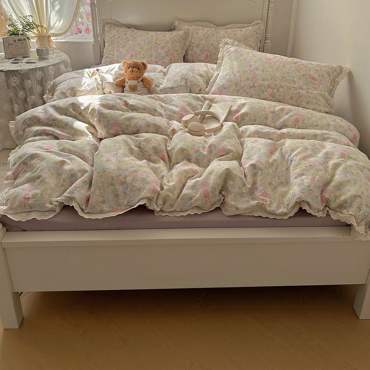 91家纺网 家纺一手货源 找家纺 瑞莱 2025新款全棉纯棉A类有氧双层纱镂空花边四件套 镂空-何枝小兔