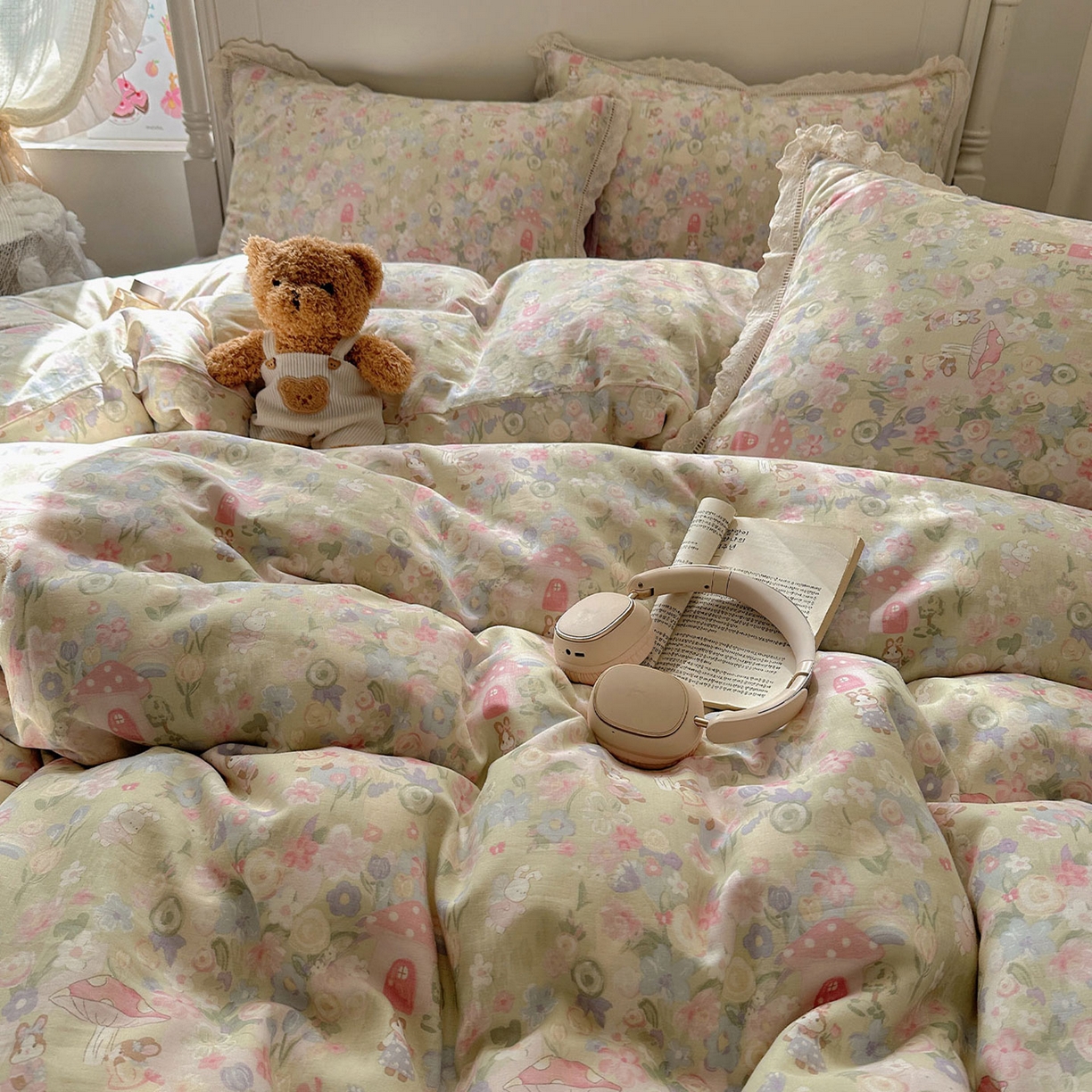 91家纺网 家纺一手货源 找家纺 瑞莱 2025新款全棉纯棉A类有氧双层纱镂空花边四件套 镂空-何枝小兔