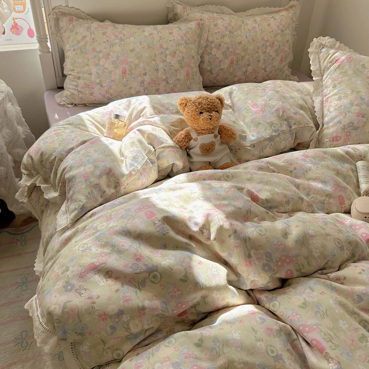 91家纺网 家纺一手货源 找家纺 瑞莱 2025新款全棉纯棉A类有氧双层纱镂空花边四件套 镂空-何枝小兔