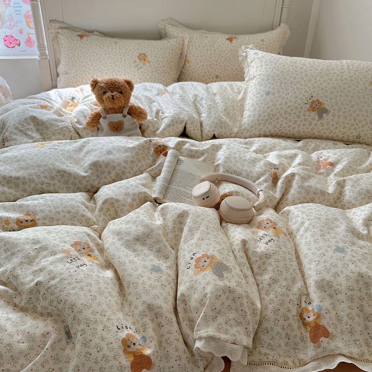 91家纺网 家纺一手货源 找家纺 瑞莱 2025新款全棉纯棉A类有氧双层纱镂空花边四件套 镂空-萌萌狮