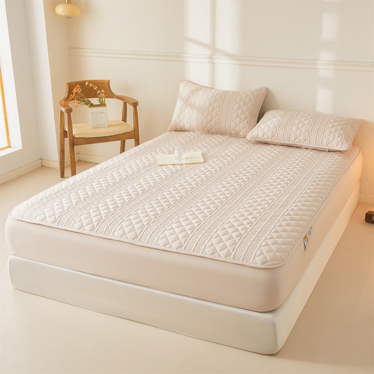 91家纺网 家纺一手货源 找家纺 雯豆家纺 2025新款梵可A类夹棉防水床笠三件套水洗棉磨毛床单保护套 梵可-奶咖