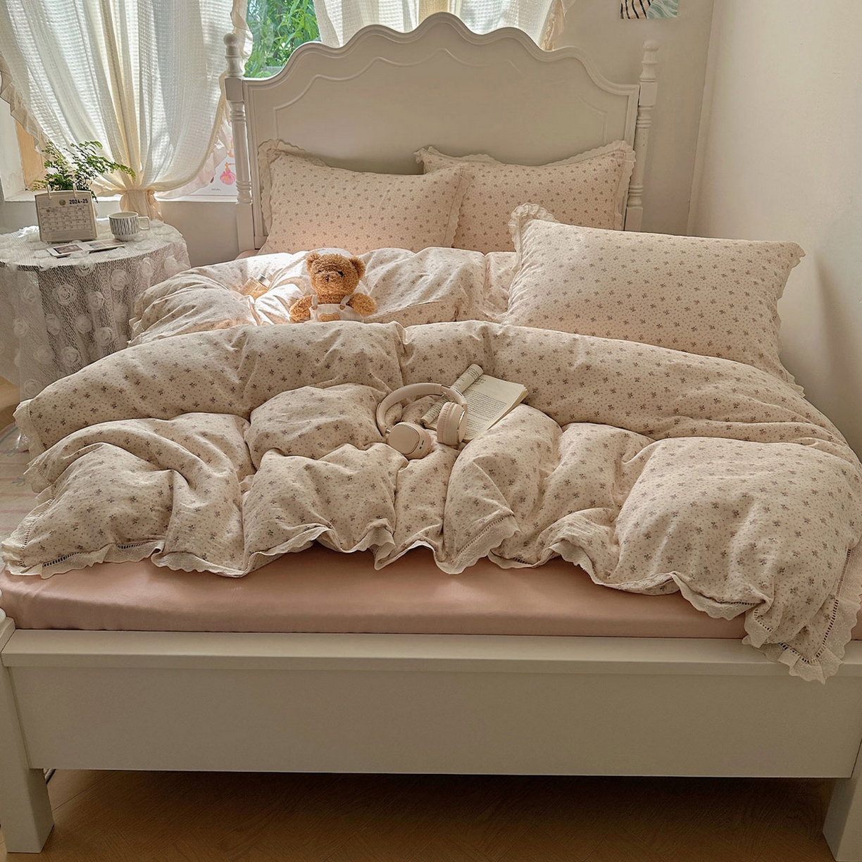 91家纺网 家纺一手货源 找家纺 瑞莱 2025新款全棉纯棉A类有氧双层纱镂空花边四件套 杏绘