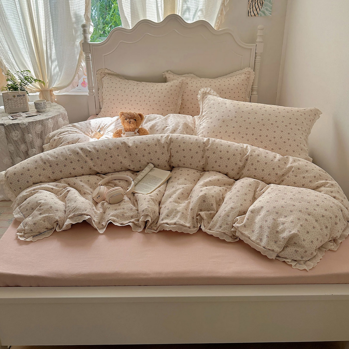 91家纺网 家纺一手货源 找家纺 瑞莱 2025新款全棉纯棉A类有氧双层纱镂空花边四件套 杏绘