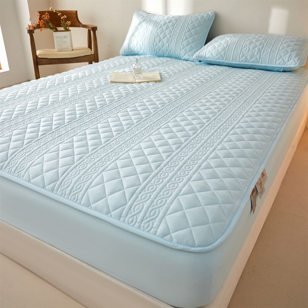 91家纺网 家纺一手货源 找家纺 雯豆家纺 2025新款梵可A类夹棉防水床笠三件套水洗棉磨毛床单保护套 梵可-淡水蓝