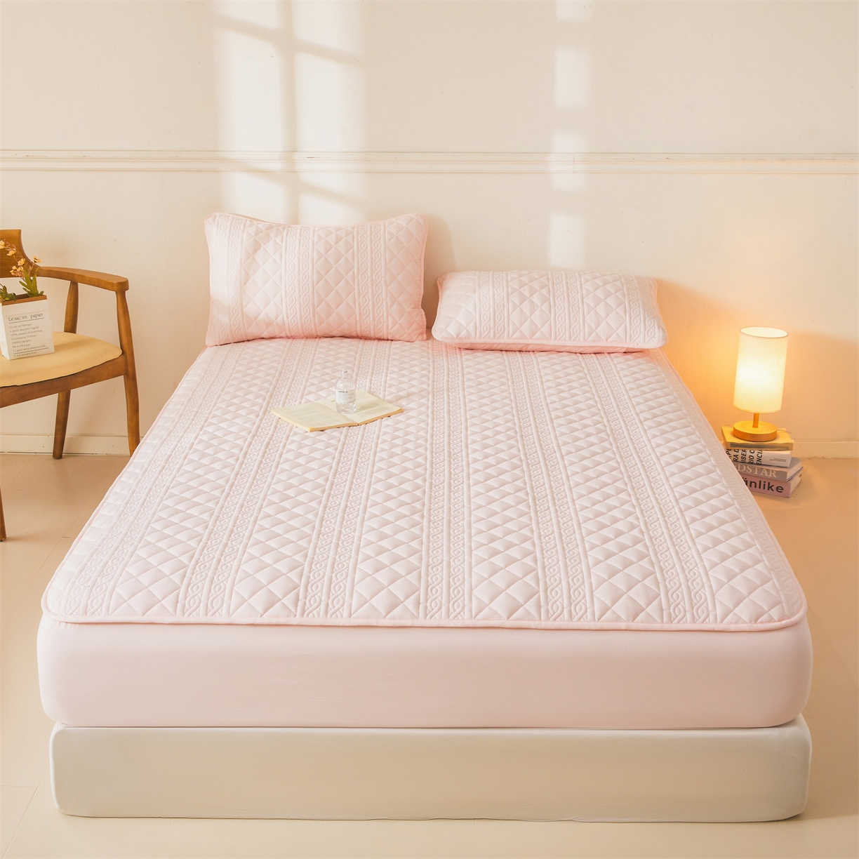 91家纺网 家纺一手货源 找家纺 雯豆家纺 2025新款梵可A类夹棉防水床笠三件套水洗棉磨毛床单保护套 梵可-密合粉