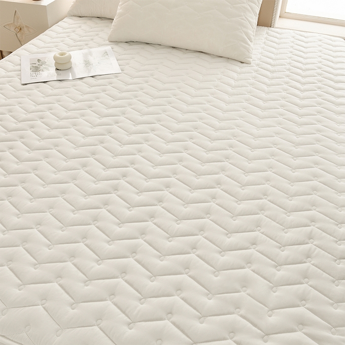 91家纺网 家纺一手货源 找家纺 衿成家纺 2025新款磨毛夹棉全包防水床笠 六面防水白