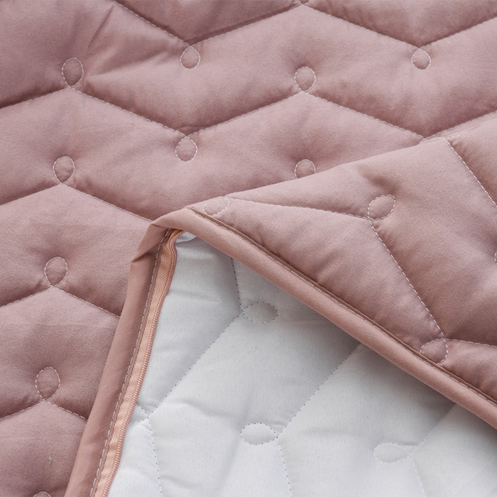 91家纺网 家纺一手货源 找家纺 衿成家纺 2025新款磨毛夹棉全包防水床笠 六面防水豆沙